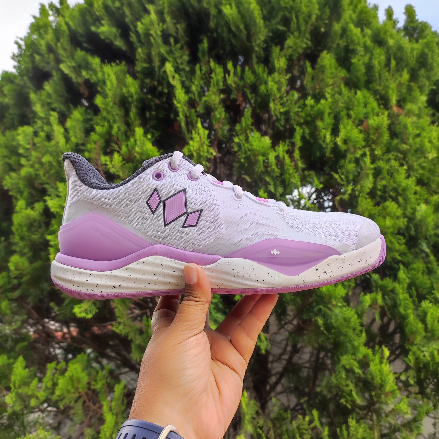 Diadem Court Burst Women White/Purple